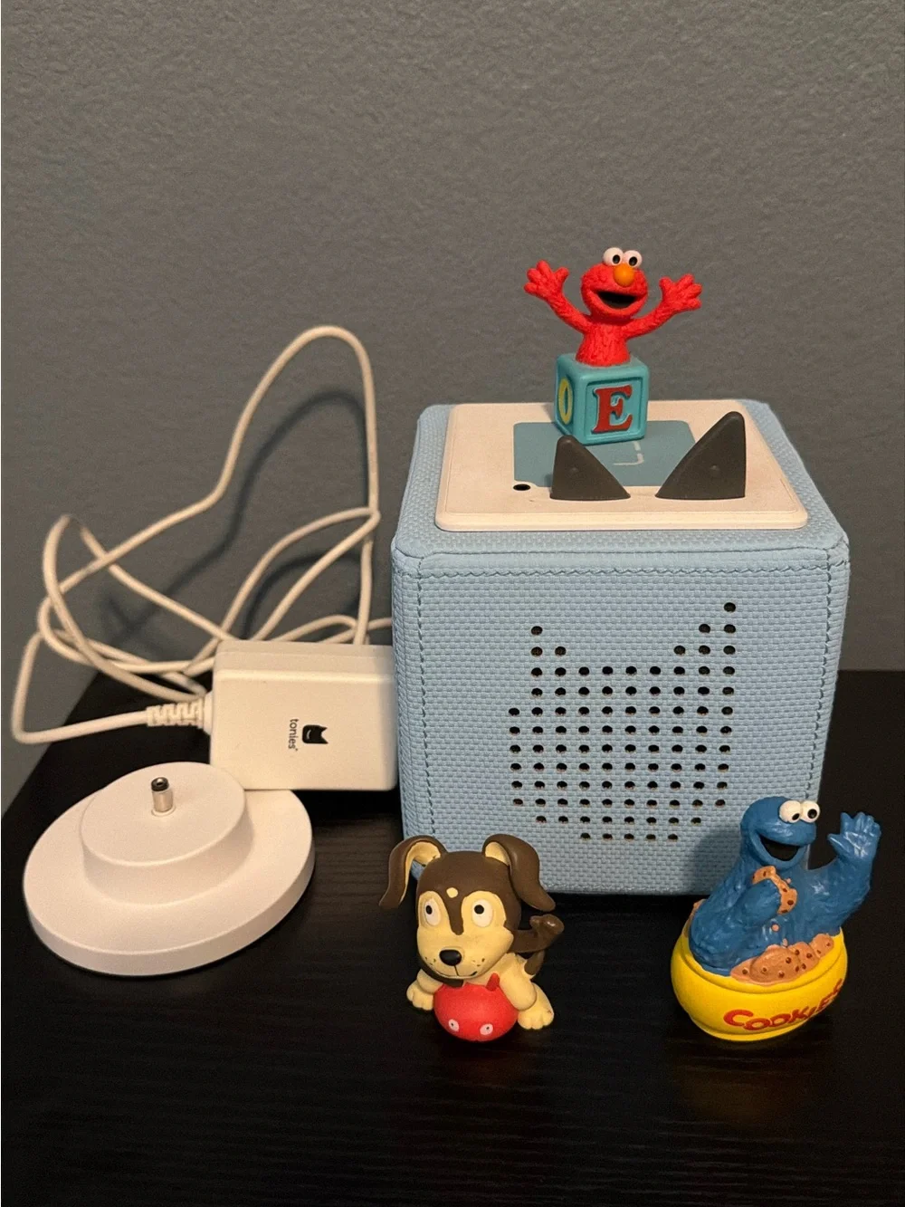 Blue Kids Toniebox Story Speaker with 3 Tonies